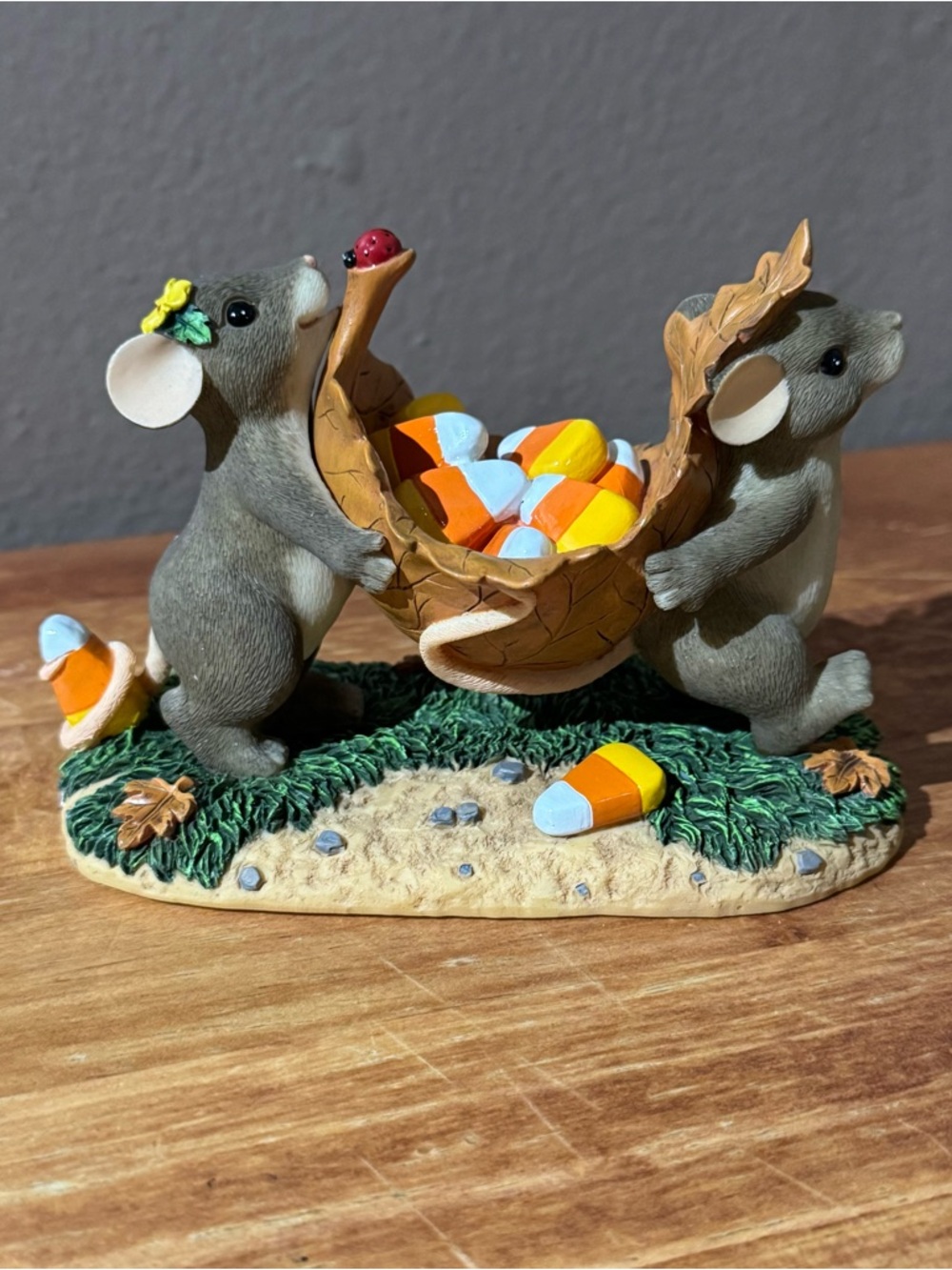 Charming Tails “There’s Something Sweet Between Us” Candycorn Autumn Figurine